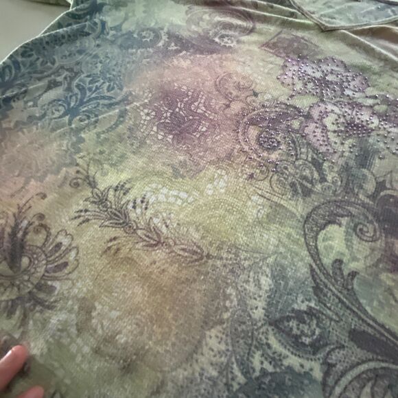 Unity World Wear Plus size Artsy Boho Floral Rhinestone Tunic 3/4 sleeves, 1X - Picture 7 of 10